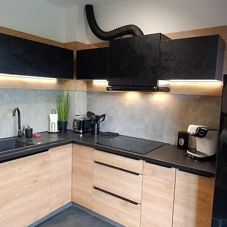 Apartman Poniatowskiego 8