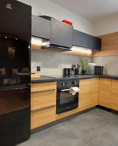 Poniatowskiego 8 דירה *